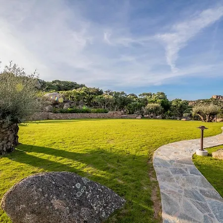 Domaine De La Trinite Version Maquis Bonifacio (Corsica)